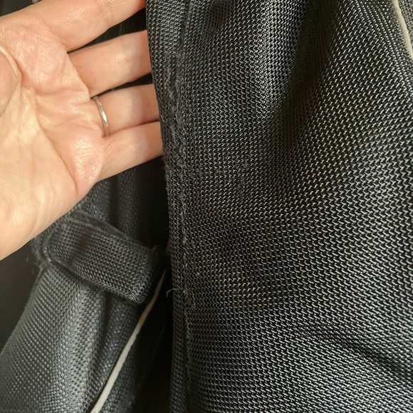 Harley Davidson Mesh Riding Jacket with body armor - Picture 4 of 5